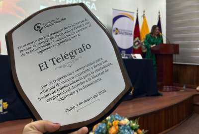 En un evento desarrollado en la Universidad Polit&eacute;cnica Salesiana se homenaje&oacute; a tres medios por su trayectoria, uno de ellos El Tel&eacute;grafo.