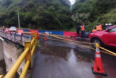 En la av. De los Conquistadores se realizan trabajos de estabilizaci&oacute;n del talud. 