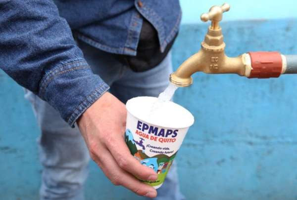 Ministerio de Ambiente inspeccionar&aacute; dotaci&oacute;n de agua en Quito