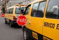 Un agente de tr&aacute;nsito detuvo un bus escolar con ni&ntilde;os es su interior
