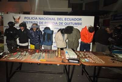Siete detenidos y drogas incautadas en operativo contra &ldquo;Los Lobos&rdquo; en Quito