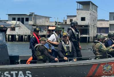 Ministros de Defensa y del Interior lideran operaci&oacute;n de seguridad fluvial 