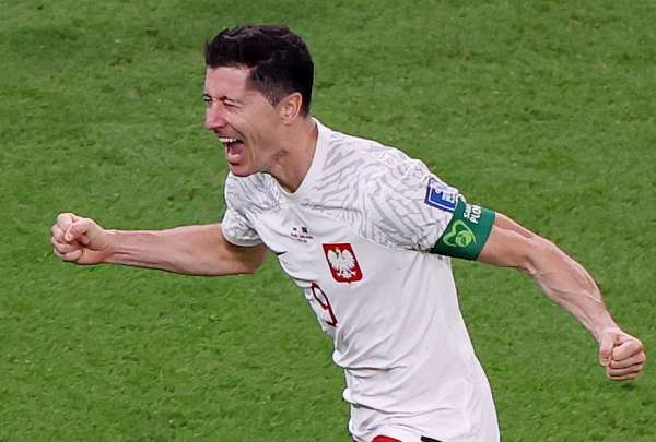 Lewandowski dice que romper su maldici&oacute;n en los Mundiales es un "sue&ntilde;o hecho realidad"