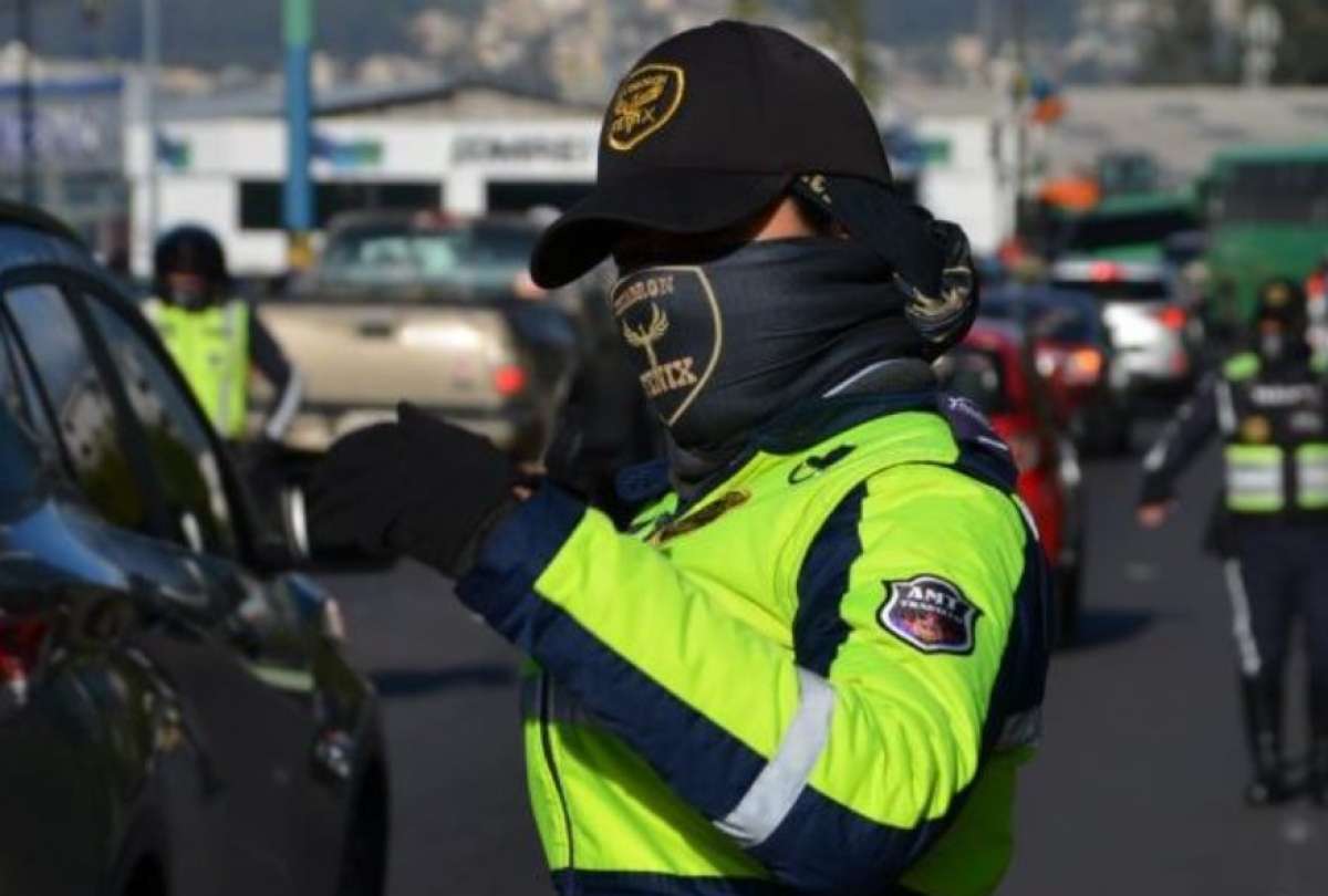 Quienes incumplan la medida del ‘Pico y Placa’ en Quito recibirán una multa económica. Conozca el calendario de circulación. 