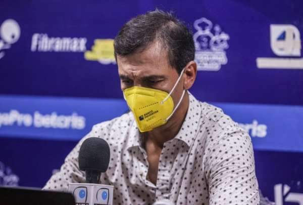 Fabi&aacute;n Bustos es una opci&oacute;n para dirigir al Santos brasile&ntilde;o