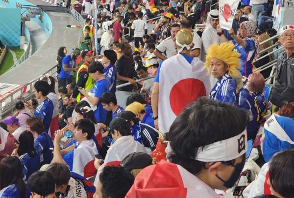 Hinchas de Jap&oacute;n son comparados con las barras de Sudam&eacute;rica