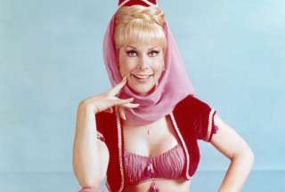 &iquest;La reconoces? As&iacute; luce Barbara Eden, la protagonista de 'Mi bella genio' a sus 94 a&ntilde;os