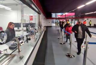 Problemas en el inicio de la operaci&oacute;n comercial del Metro de Quito