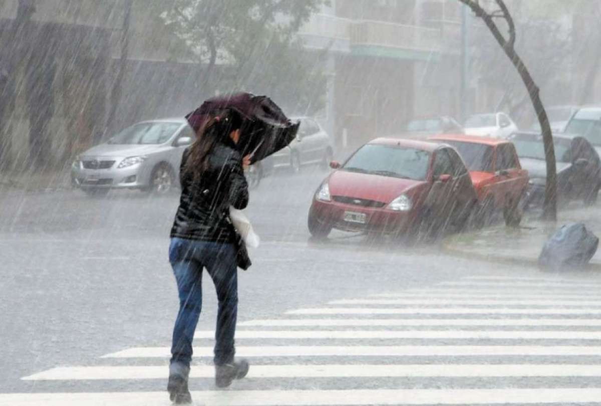 En Ecuador se prevé lluvias moderadas y fuertes del 13 al 16 de octubre del 2023