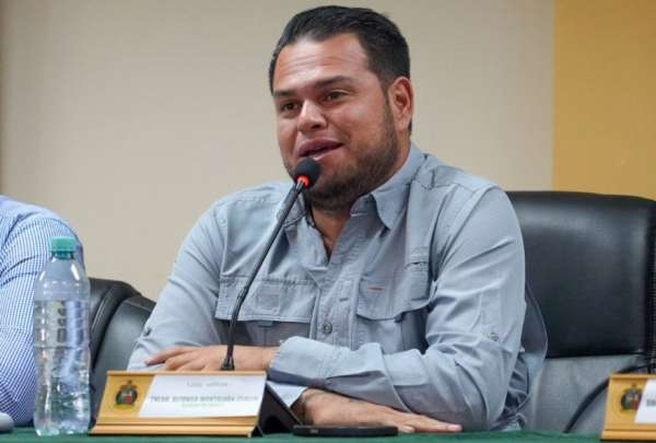 Alfonso Montalv&aacute;n, alcalde de Vinces, ofreci&oacute; disculpas a la ciudadan&iacute;a, tras ser detenido por manejar ebrio. 
