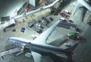 Nuevamente un avi&oacute;n Boeing 777 presenta fallas mec&aacute;nicas que obligan a su piloto a realizar un aterrizaje de emergencia.