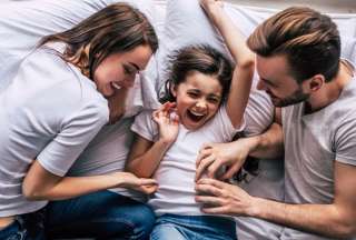 Cosquillas: ¿Inocente diversión o potencial peligro?
