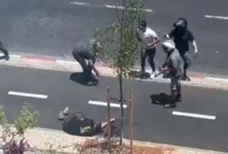 Un hombre atropell&oacute; y apu&ntilde;al&oacute; a un grupo de siete personas en Tel Aviv