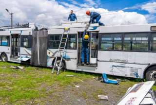 Arranc&oacute; el proceso de chatarrizaci&oacute;n de 31 trolebuses en Quito