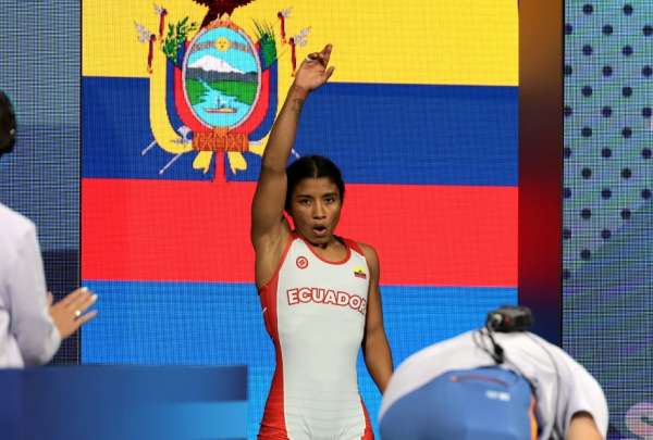 Luc&iacute;a Y&eacute;pez est&aacute; en la final de la lucha