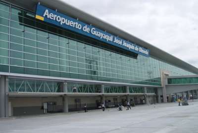 Las autoridades municipales recomiendan planificar sus viajes para evitar congesti&oacute;n vehicular en los exteriores del Aeropuerto Jos&eacute; Joaqu&iacute;n de Olmedo, en Guayaquil.