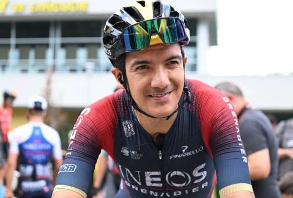 Richard Carapaz siente que cumpli&oacute; un ciclo en el Ineos
