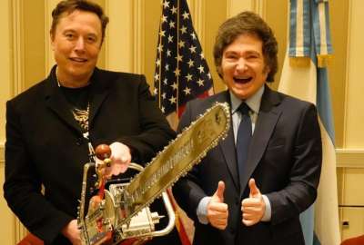 El multumillonario Elon Musk junto al presidente argentino Javier Milei.