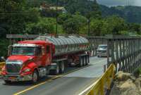 El paso por el puente tipo Delta sobre el río Lelia está habilitado desde este lunes, 29 de abril de 2024. La estructura está ubicada en el kilómetro 82 de la vía Alóag-Santo Domingo.