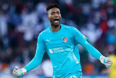 El guardameta Alexander Dom&iacute;nguez no jugar&aacute; durante seis fechas en la Copa Sudamericana. 