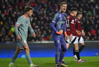 Champions League: Paliza al equipo de &Aacute;ngelo Preciado