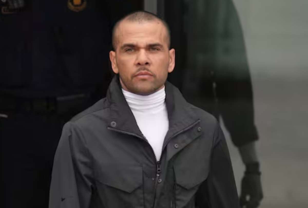El exfubolista brasileño había pagado una fianza millonaria para quedar en libertad. 