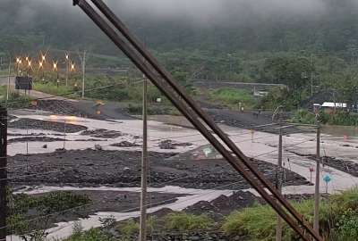 Se registr&oacute; el aumento del caudal y desbordamiento del r&iacute;o Upano y un deslizamiento de rocas en la v&iacute;a Macas-Riobamba.