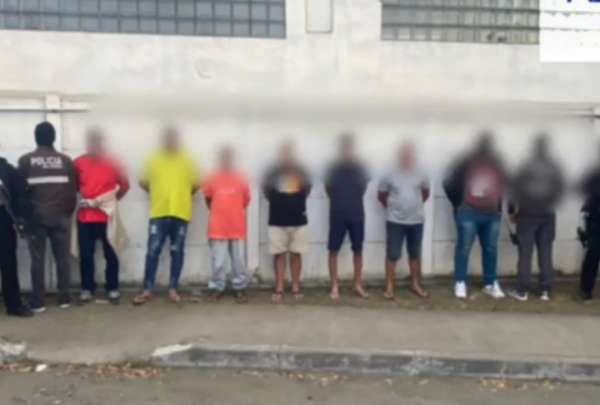 Policía desarticula banda dedicada al narcotráfico y detiene a 33 personas