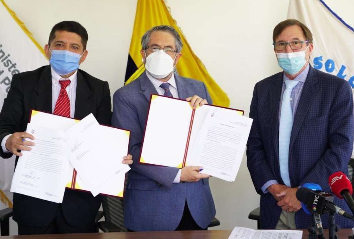 Programa para trasplante de m&eacute;dula se fortalecer&aacute; en Ecuador