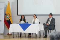 Las autoridades destacaron la influencia del agua en la salud y en las actividades de la poblaicón.