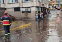 El Cuerpo de Bomberos atendi&oacute; una emergencia por acumulaci&oacute;n de agua en la Lucha de los Pobres.