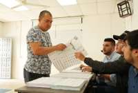 El conteo r&aacute;pido avanza en las juntas electorales dispuestas por el CNE en todo el pa&iacute;s. 