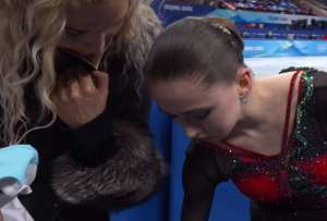 Pol&eacute;mica por c&oacute;mo trat&oacute; la entrenadora de Kamila Valieva a su pupila