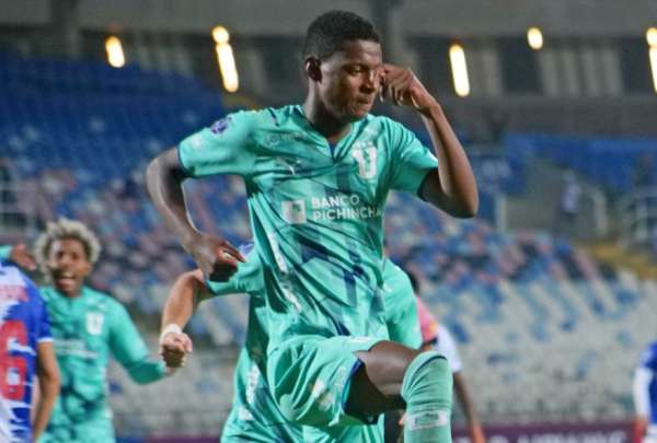 LDU desminti&oacute; la salida de Nilson Angulo al f&uacute;tbol del exterior