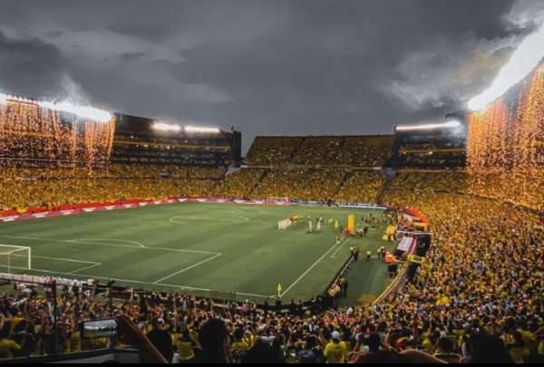 La FEF pag&oacute; 30.000 d&oacute;lares a Barcelona SC por el alquiler del estadio