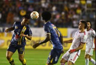 Conmebol aplaz&oacute; el partido entre Internacional y Delf&iacute;n por la Sudamericana