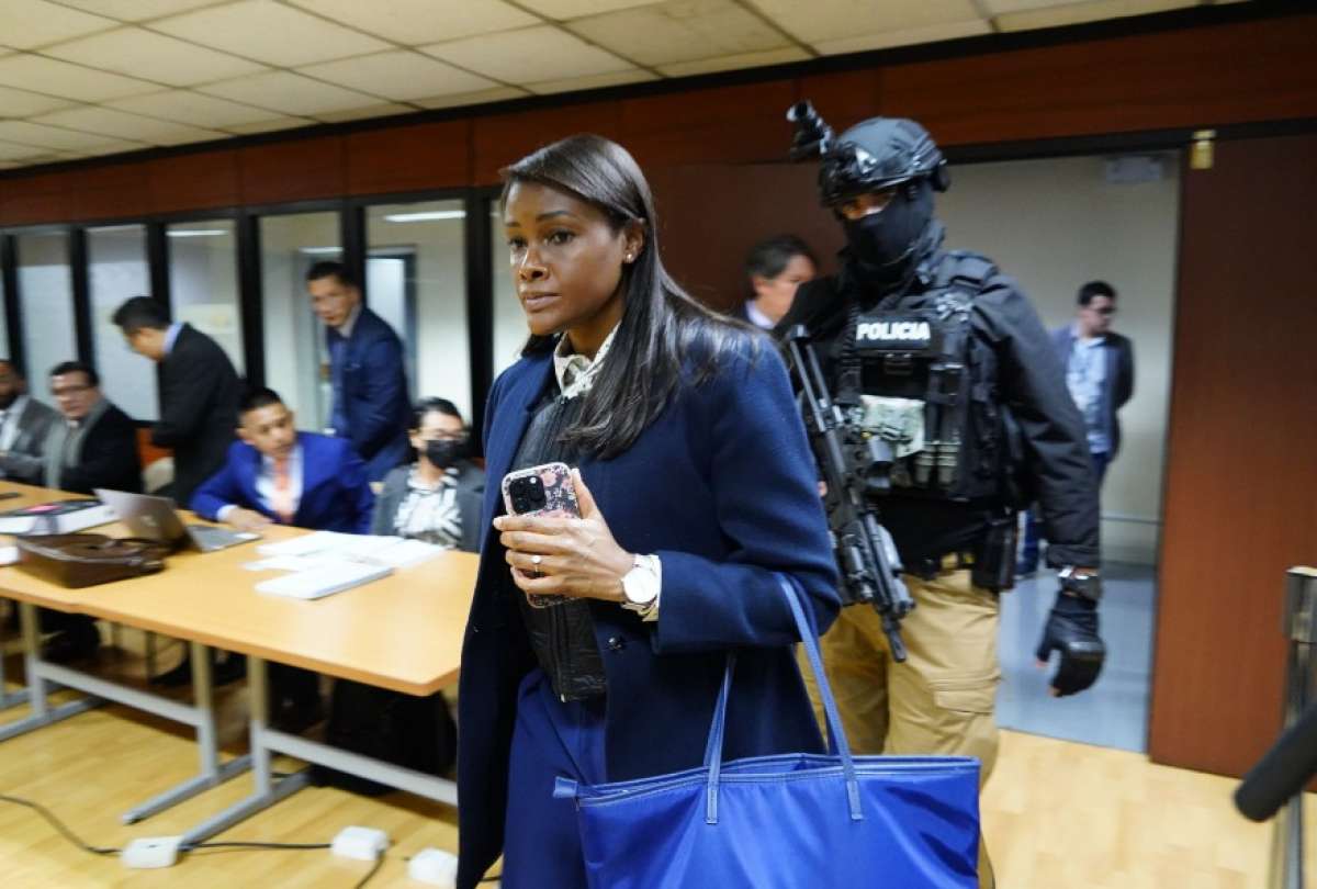 La fiscal Diana Salazar aseguró que Fabricio Colón Pico o alias 'Capitán Pico' y la banda de Los Lobos supuestamente buscan asesinarla.