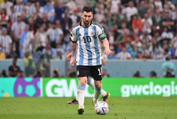 La pol&eacute;mica que encendi&oacute; la ira de Canelo &Aacute;lvarez contra Messi