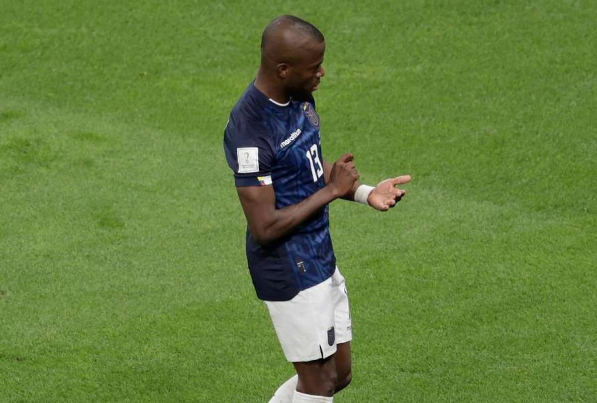 Hinchas ecuatorianos escribieron una carta de apoyo a Énner Valencia