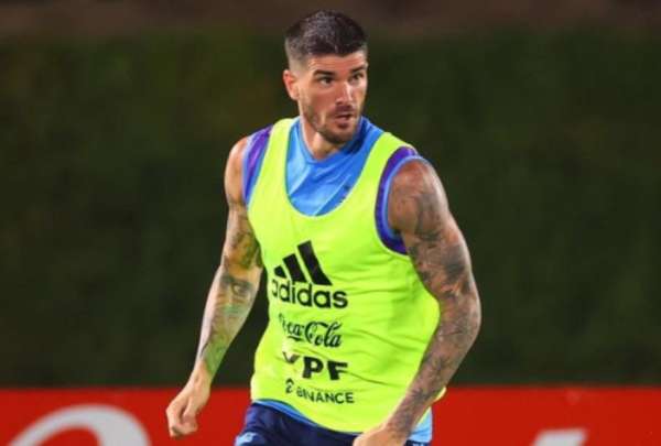 Rodrigo de Paul sufri&oacute; una molestia muscular en el entrenamiento de Argentina