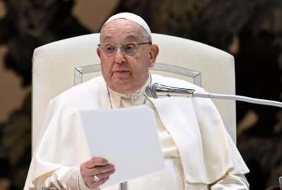 El pont&iacute;fice salud&oacute; brevemente a los fieles desde el hospital Gemelli antes de regresar al Vaticano.