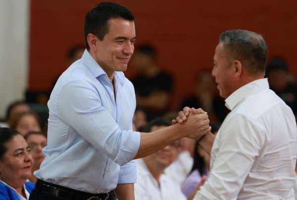 El presidente Daniel Noboa mencion&oacute; que su Gobierno emprende acciones para el fortalecimiento y transformaci&oacute;n de la educaci&oacute;n p&uacute;blica.