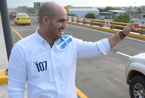Agust&iacute;n Intriago, reelecto como alcalde de Manta