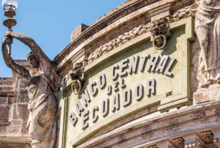 El Banco Central convirti&oacute; 241 mil onzas troy de oro en USD 494 millones