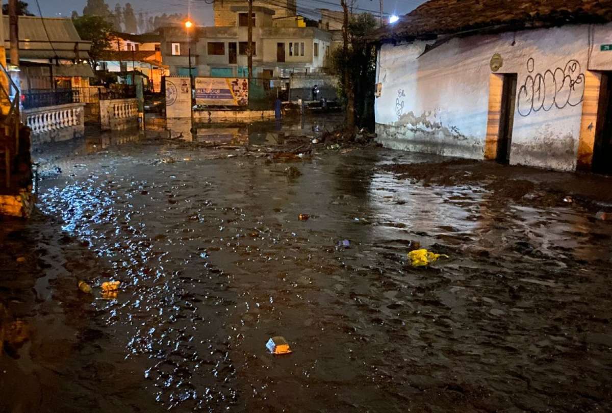 Sangolqu&iacute; sufri&oacute; nuevamente el desbordamiento del r&iacute;o San Nicol&aacute;s