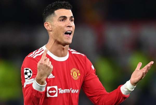 Cristiano Ronaldo se habr&iacute;a inyectado botox en los genitales