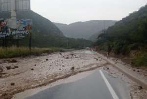 La Panamericana est&aacute; cerrada en ambos sentidos