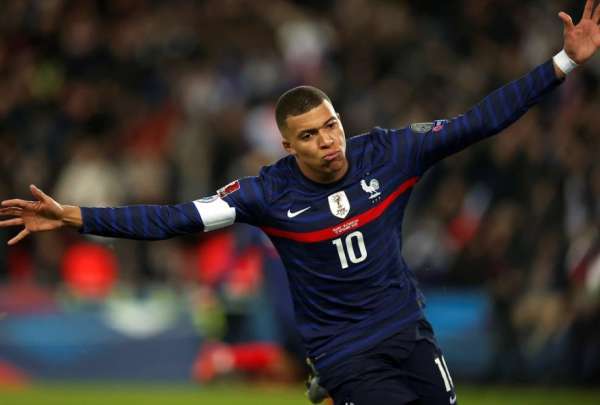 Mbapp&eacute; considera que las Eliminatorias Sudamericanas "no son de mucho nivel"