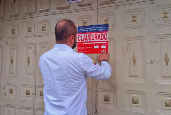 Arcsa clausur&oacute; la cevicher&iacute;a por vender productos en condiciones insalubres. 