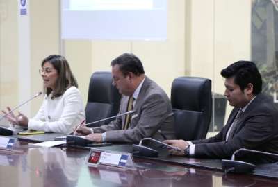 Ximena Garz&oacute;n, ministra de Salud (izq.), explica la situaci&oacute;n epidemiol&oacute;gica del pa&iacute;s